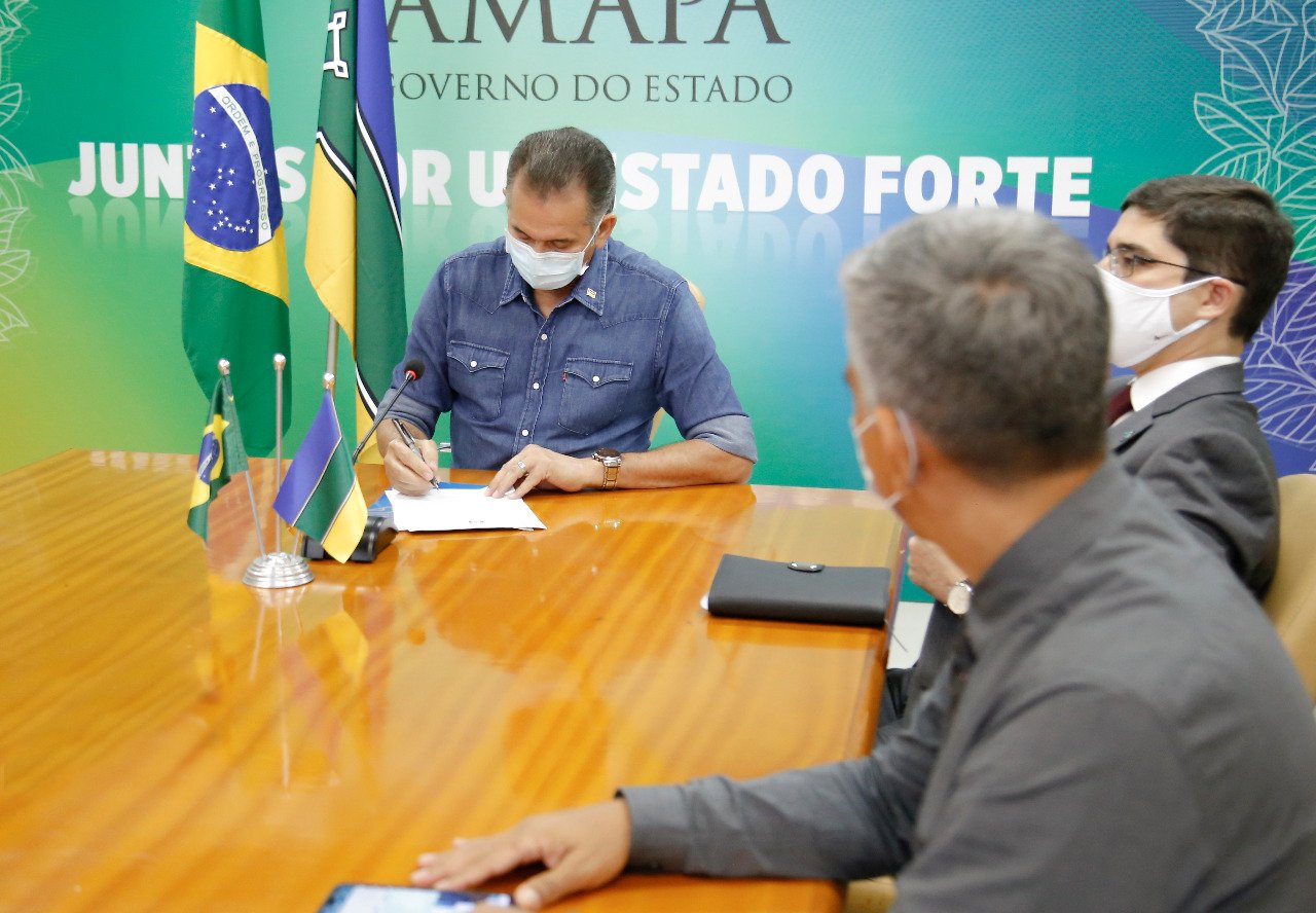 Waldez Sanciona Lei Que Autoriza Governo Do Estado Pagar A Conta De