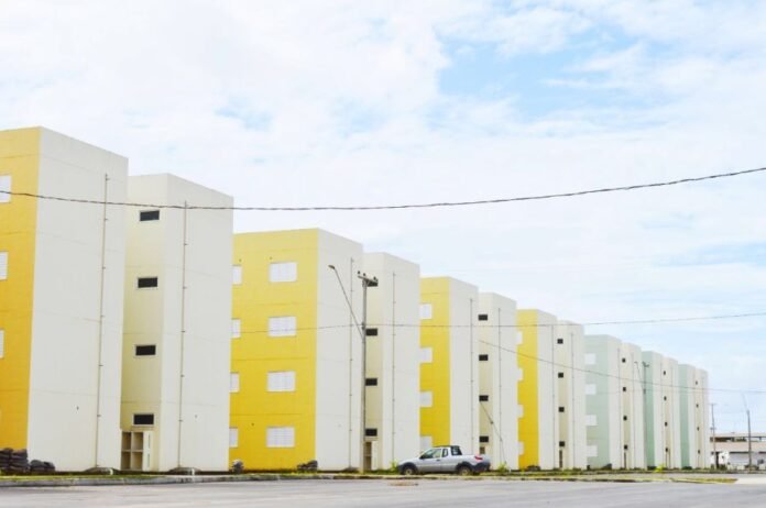 1d90dd24f9ef79aedb483291aff63960