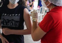 Vacinação contra a Covid-19 atende pessoas agendadas de 18 a 25 anos nesta quarta (28) em Macapá; veja os outros públicos
