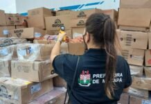 Prefeitura apreende 200 caixas de frango armazenados de forma inadequada na rampa do Santa Inês