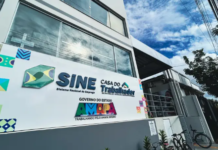 Com apoio do Governo do Estado, mutirão do Sine oferece 94 vagas de empregos para Macapá e Santana